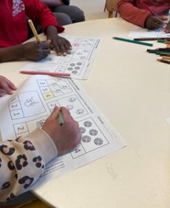 Formes et couleurs du plancton », seconde intervention avec les maternelles